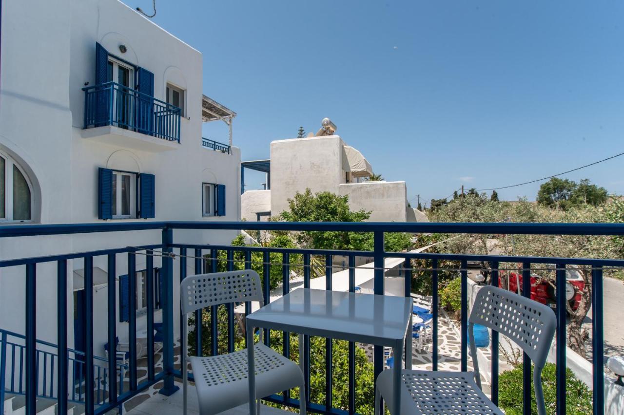 Livadia Seaside Studios 7 Párosz Kültér fotó