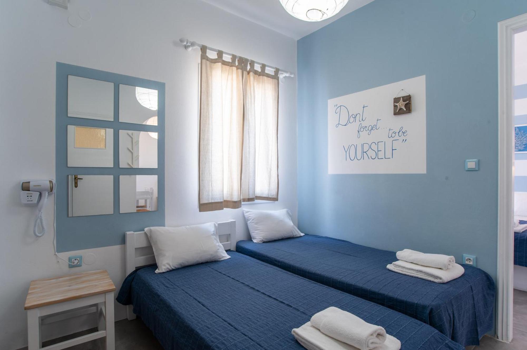 Livadia Seaside Studios 7 Párosz Kültér fotó